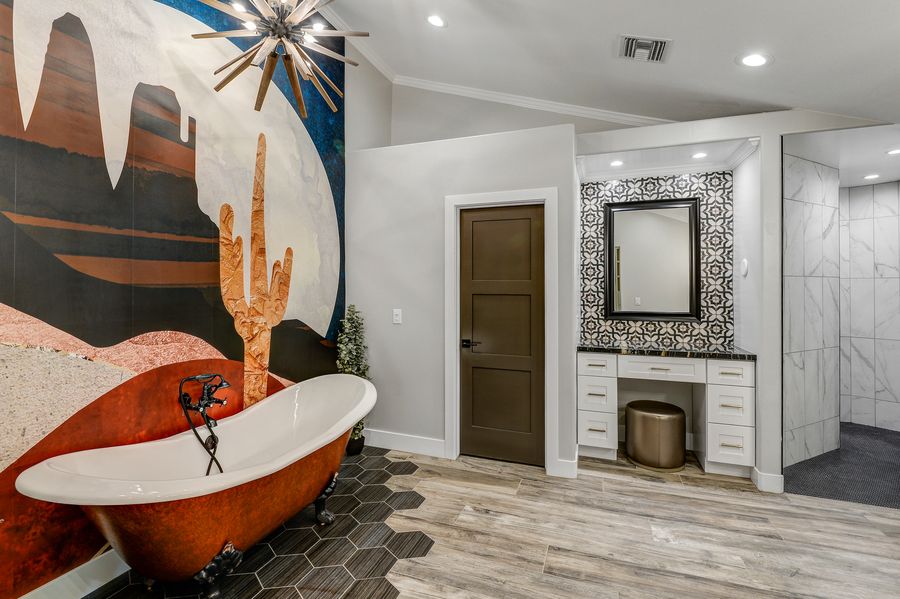 Bath with desert mural